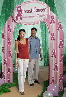 pink-arch-couple